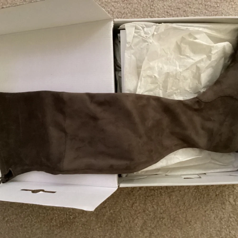 Marc Fisher OTK Boots NIB size 8